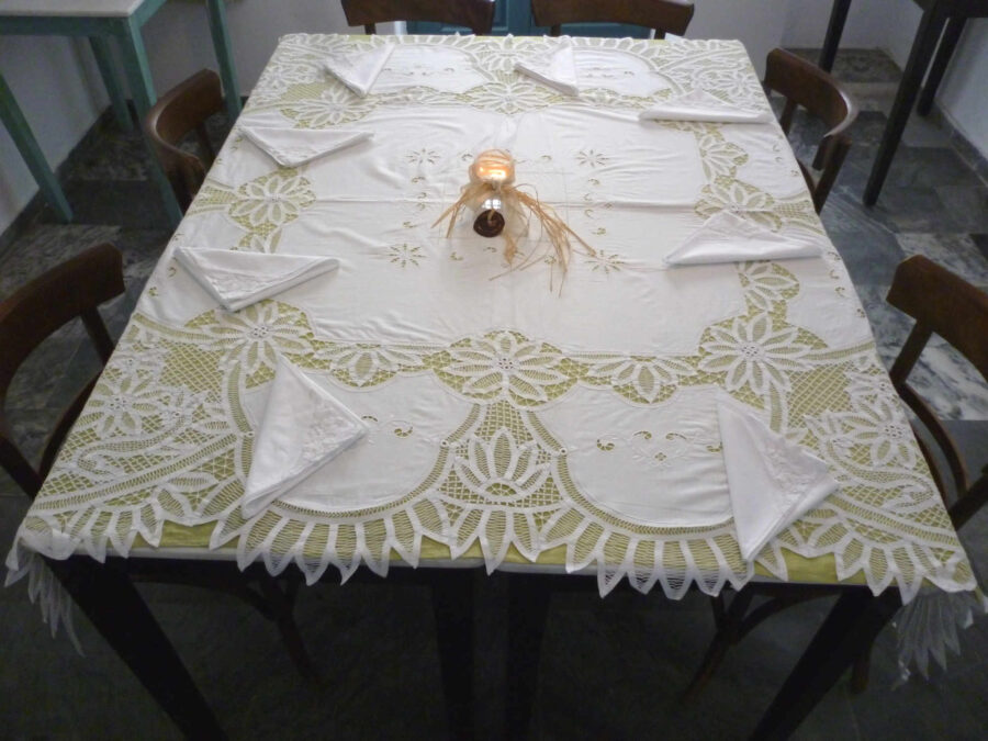 lace embroidery tablecloth in white